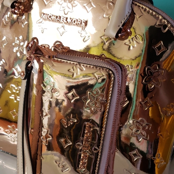 Rose gold MK Patten leather - Picture 1 of 5